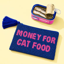 Lade das Bild in den Galerie-Viewer, „MONEY FOR CAT FOOD“ – Etui mit Glasperlen
