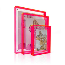 Lade das Bild in den Galerie-Viewer, Bilderrahmen Acryl, 18 x 24 cm, pink
