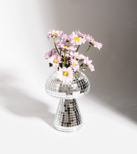 Lade das Bild in den Galerie-Viewer, Vase Disco in Pilzform 12 cm
