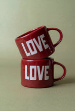 Lade das Bild in den Galerie-Viewer, Tasse LOVE
