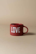 Lade das Bild in den Galerie-Viewer, Tasse LOVE

