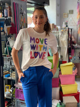 Lade das Bild in den Galerie-Viewer, ICHI Shirt weiss mit Schrift Move with love
